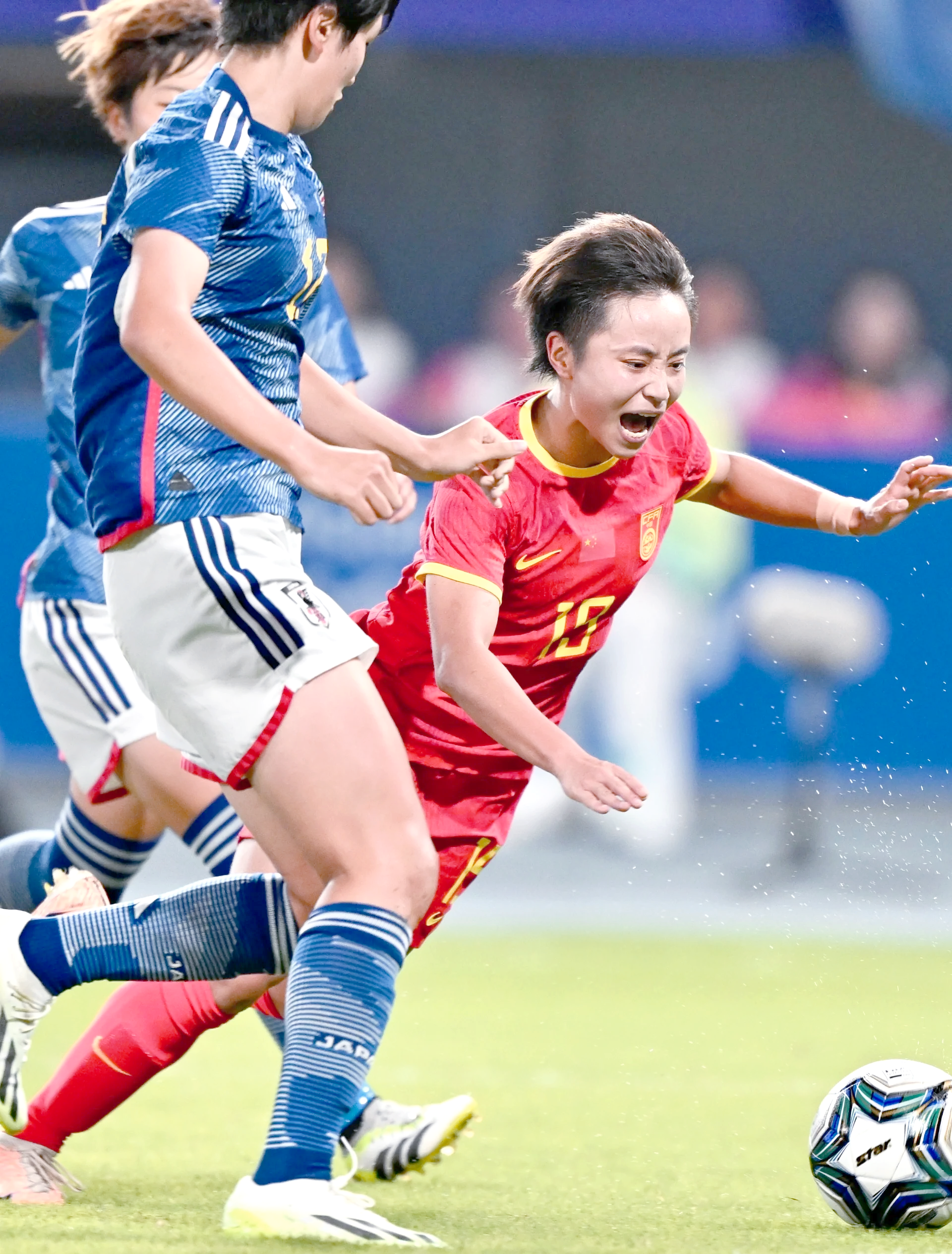 中国女足在国际舞台上积极寻求突破