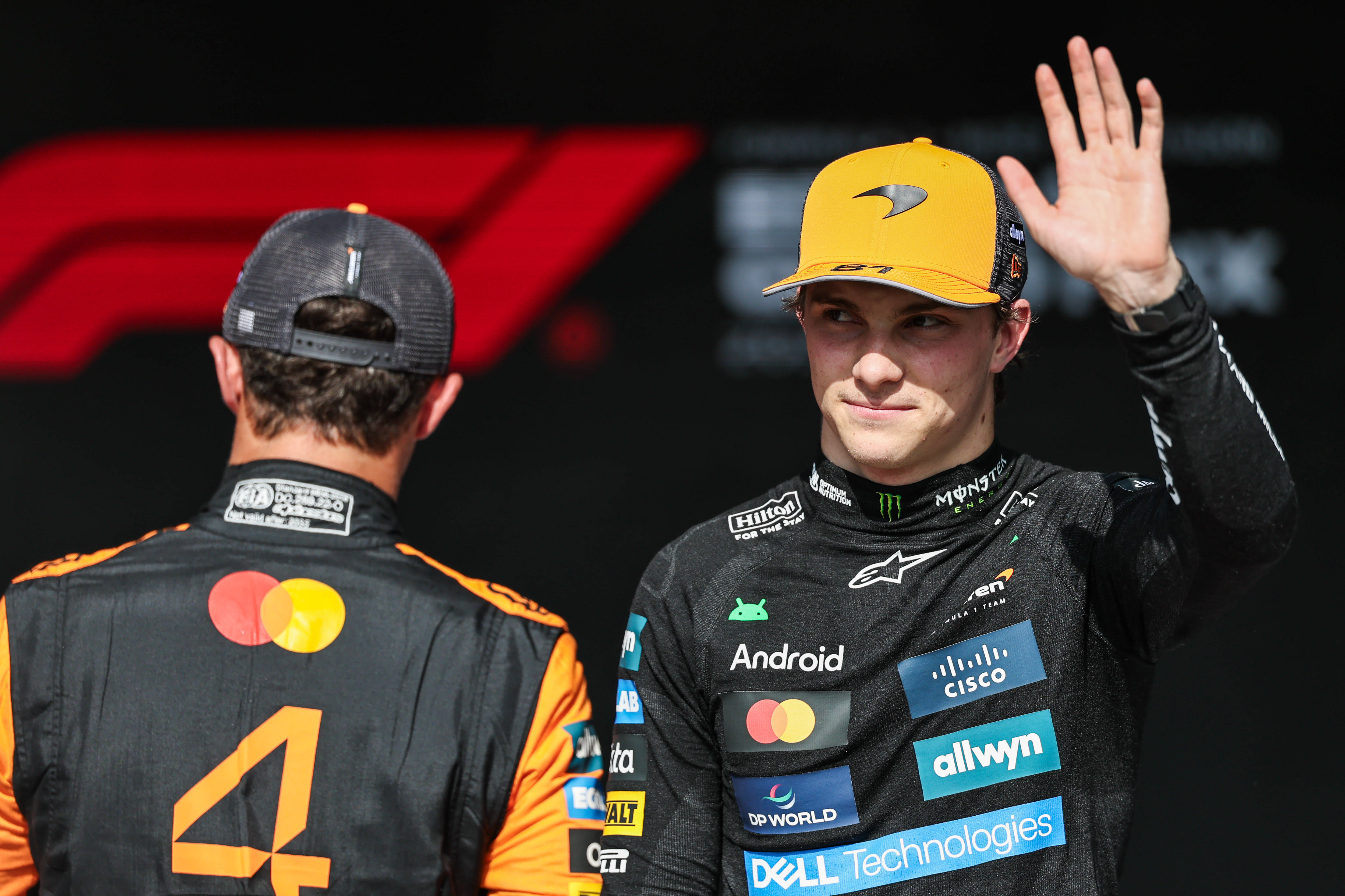 雷诺车队轻取迈凯伦，诺里斯惊艳四座