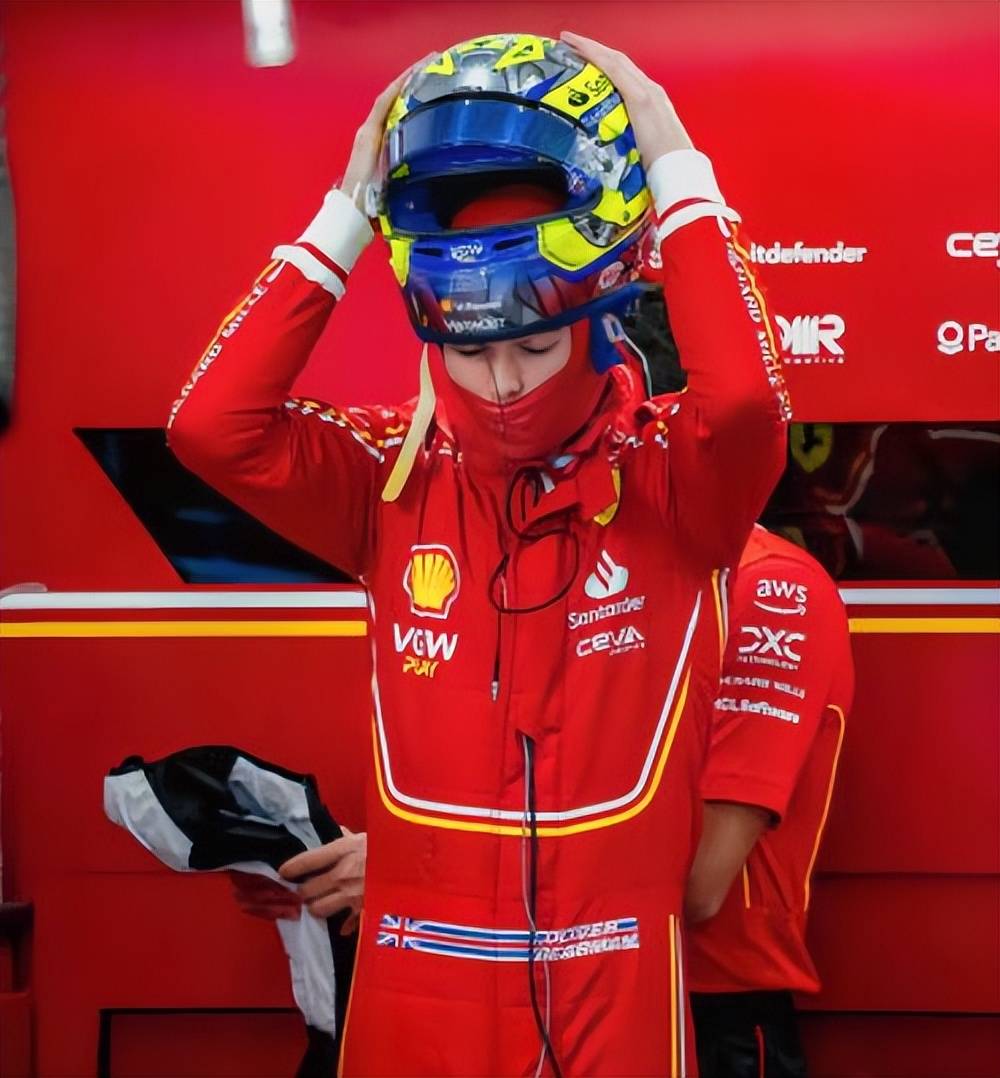 索伯车队险胜哈斯车队，诺里斯带队取胜