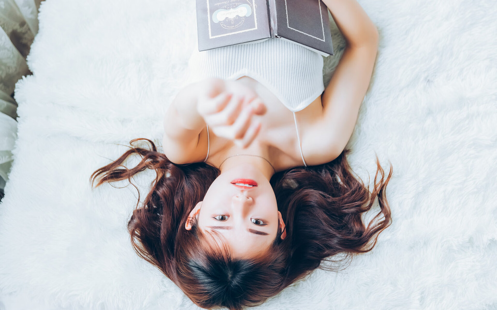 硬仗之王!文班亚马加时绝境统治攻防,马刺力克魔术终结连败