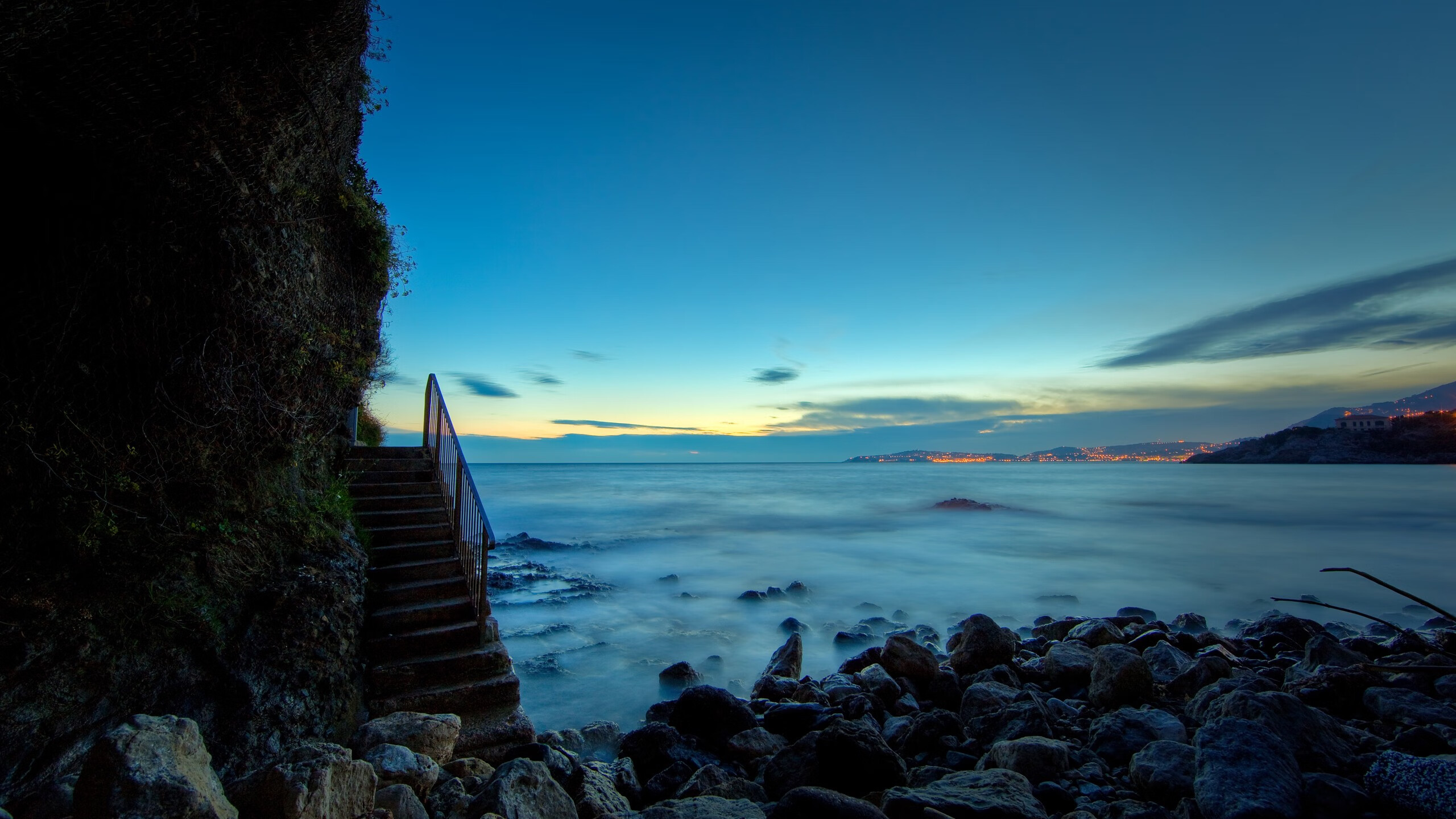 乔治压制级发挥引爆麦迪逊,尼克斯压哨绝杀诠释不屈之心